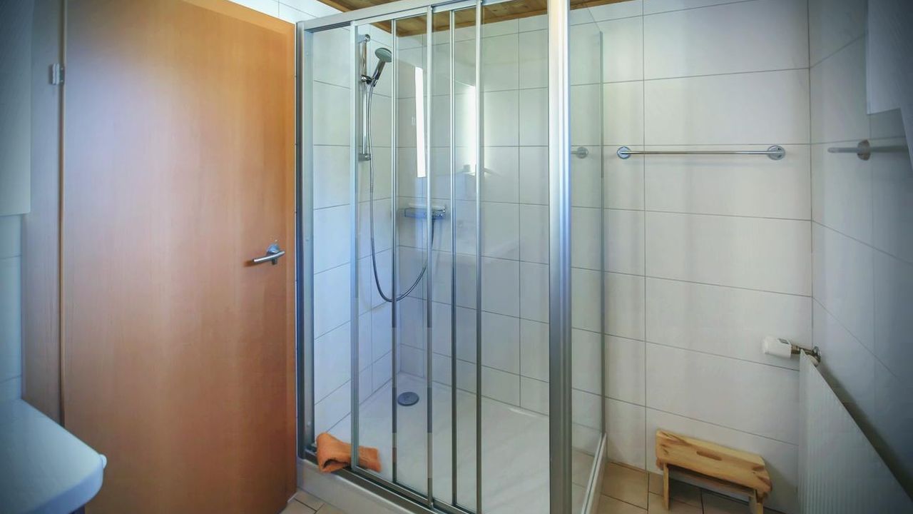 FW 8-11 I Dusche Wc FW 8-11 I Dusche Wc